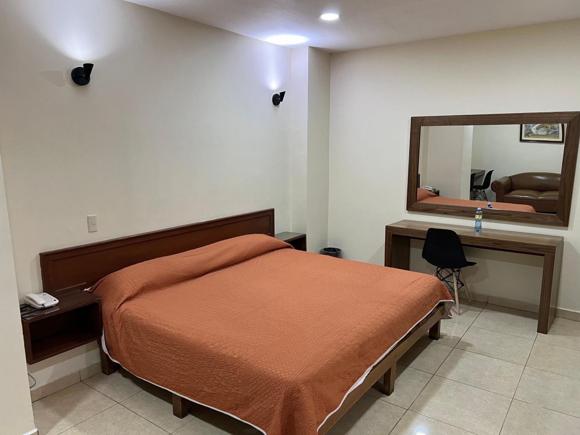 Hotel Fiesta Altena Tepatitlan de Morelos Εξωτερικό φωτογραφία